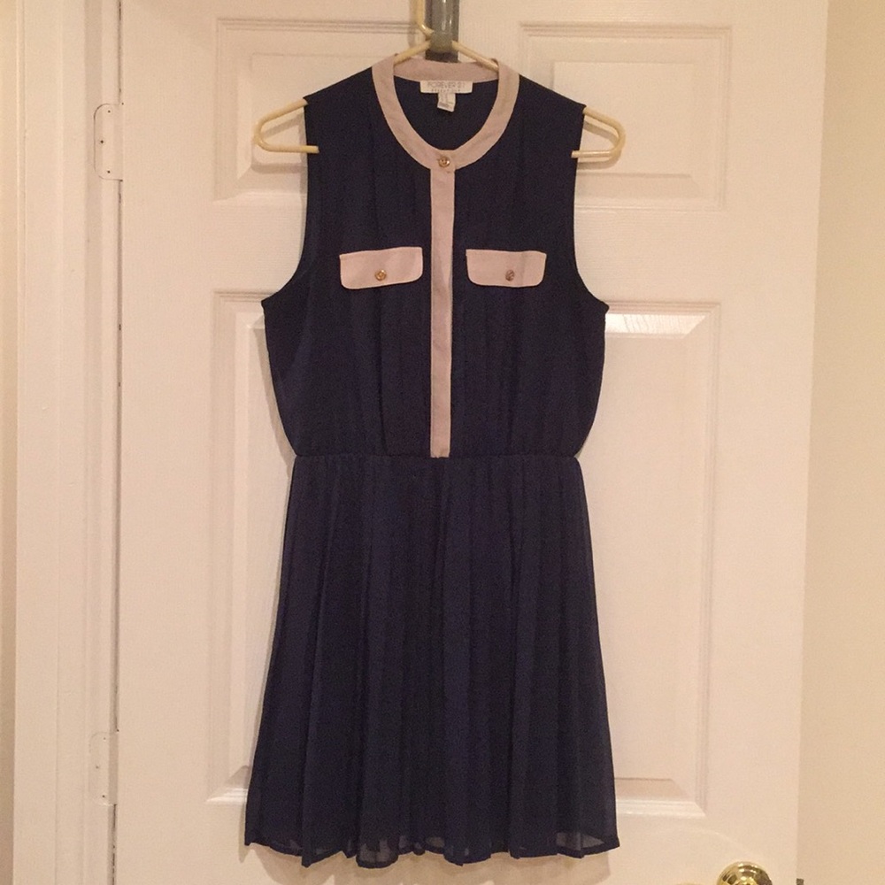Forever 21 blue and beige lined dress